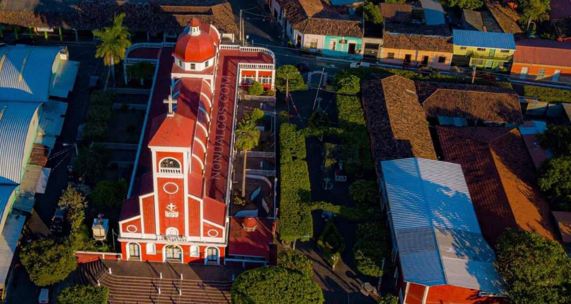 Vista área Parroquia San Juan Bautista, San Juan Nonualco